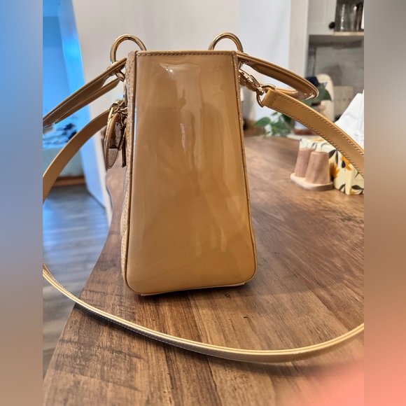 Lady Dior bag - Picture 3 of 8